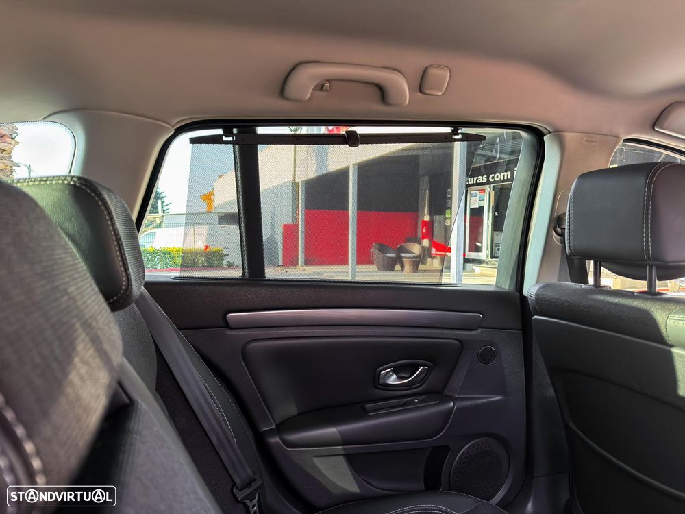 Renault Laguna Break 2.0 dCi GT 4Control - 25