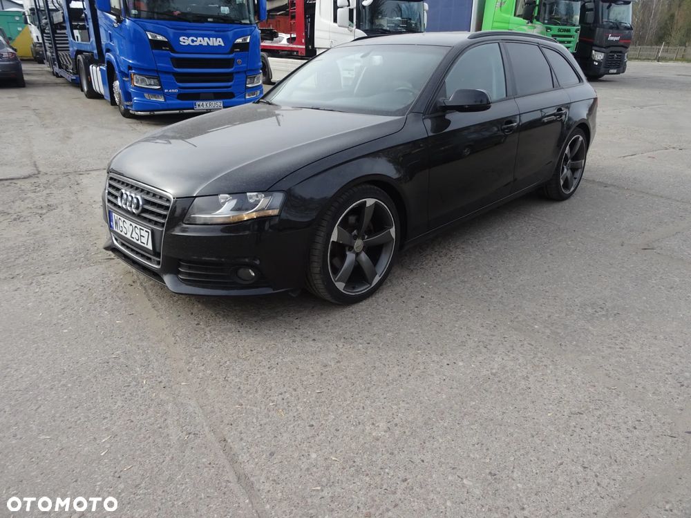 Audi A4 Avant - 1