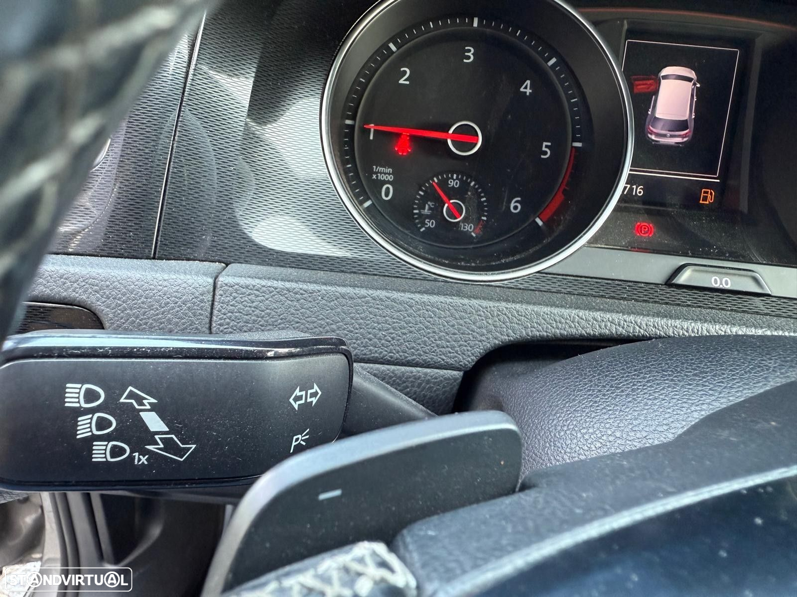 VW Golf 2.0 TDi GTD DSG - 33