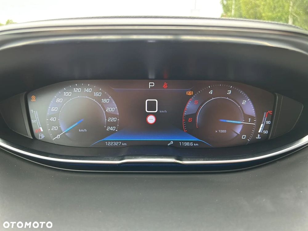 Peugeot 5008 - 26