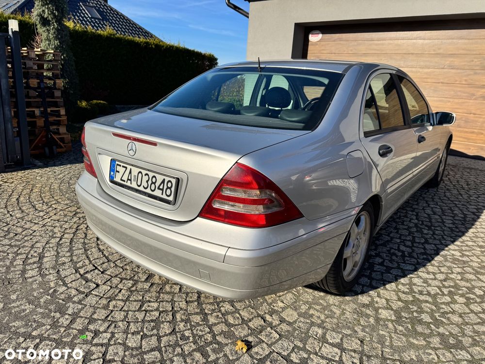 Mercedes-Benz Klasa C - 11