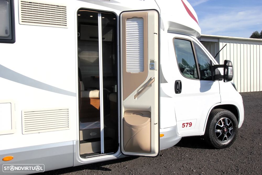 Elnagh Baron 579 *CAMA CENTRAL+BASCULANTE* - 2