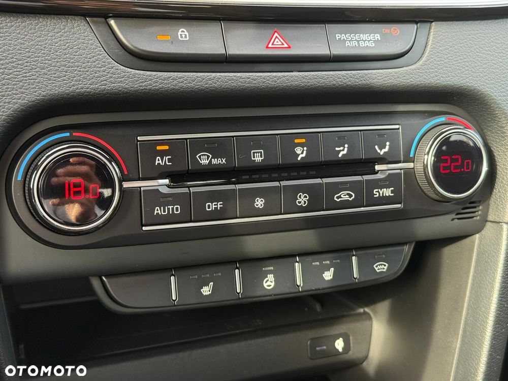 Kia ProCeed - 24