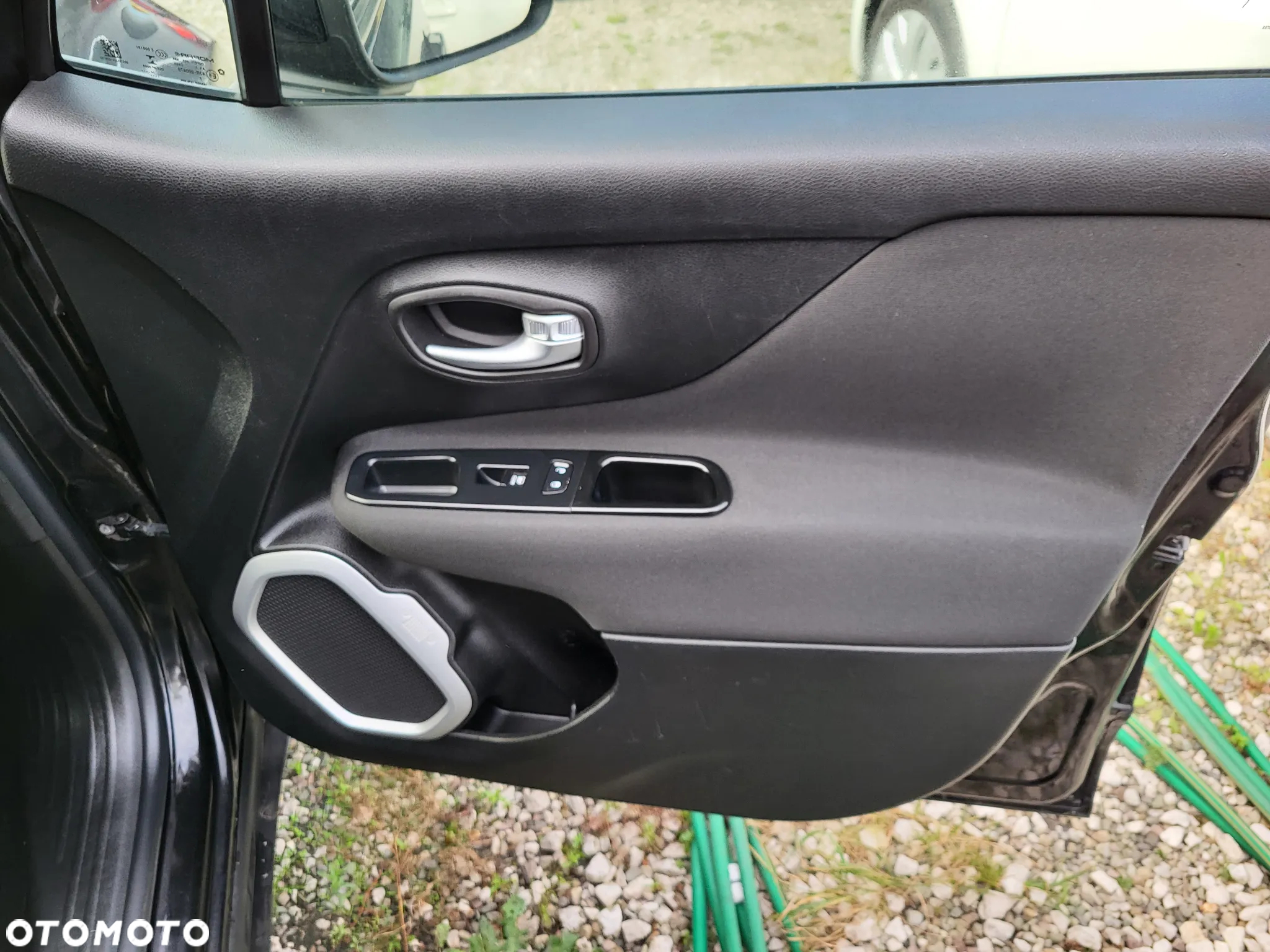 Jeep Renegade - 21