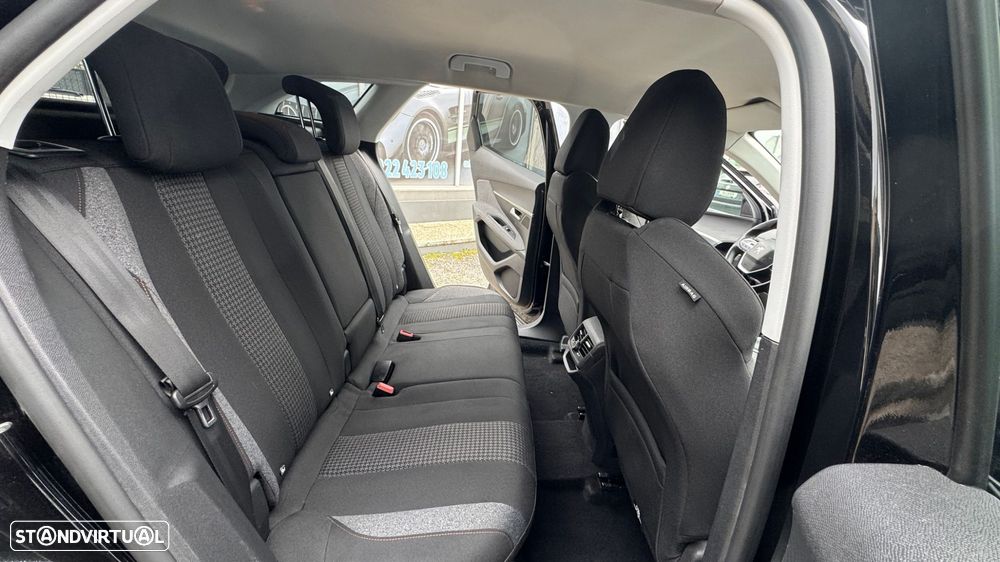 Peugeot 3008 1.5 BlueHDi Active Pack - 22