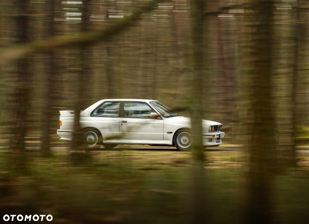 BMW M3 Standard - 4