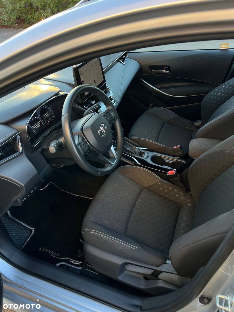 Toyota Corolla - 10