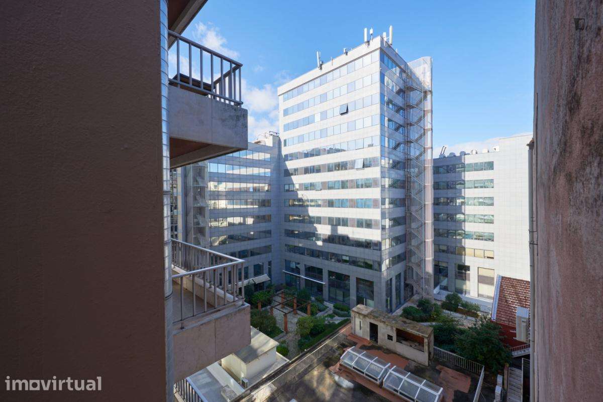 Quarto - localizado em Entrecampos Lisbon - Grande imagem: 4/12