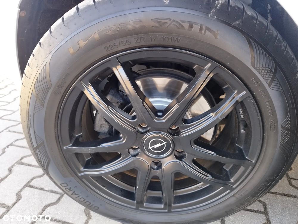 Opel Insignia 1.4 T Active S&S - 17