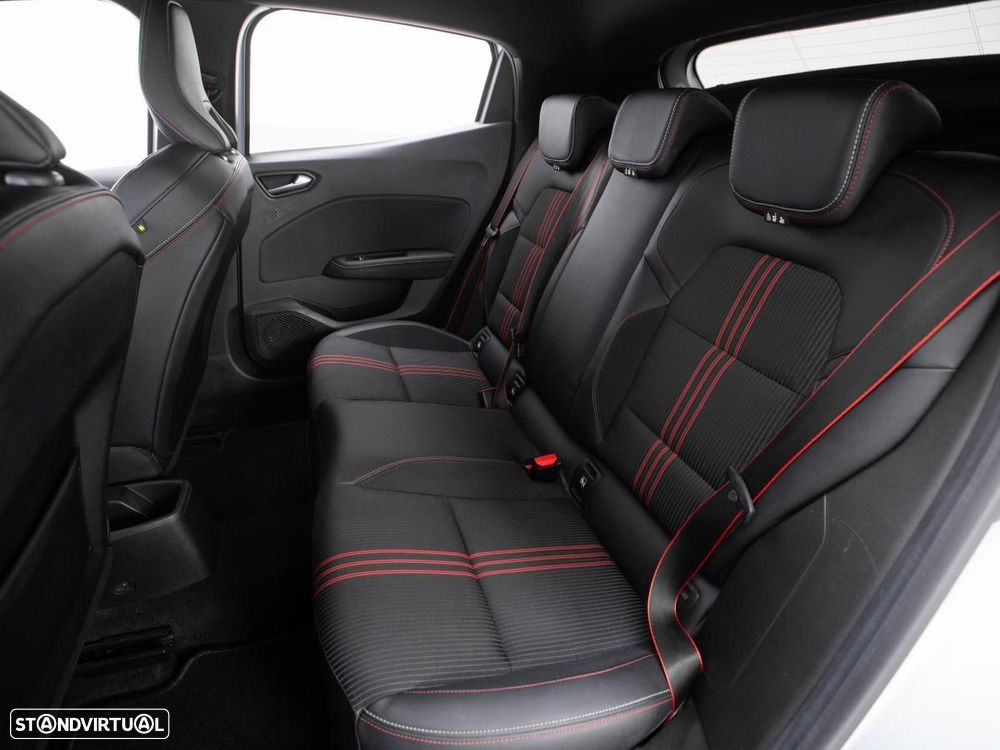 Renault Clio 1.5 Blue dCi RS Line - 10