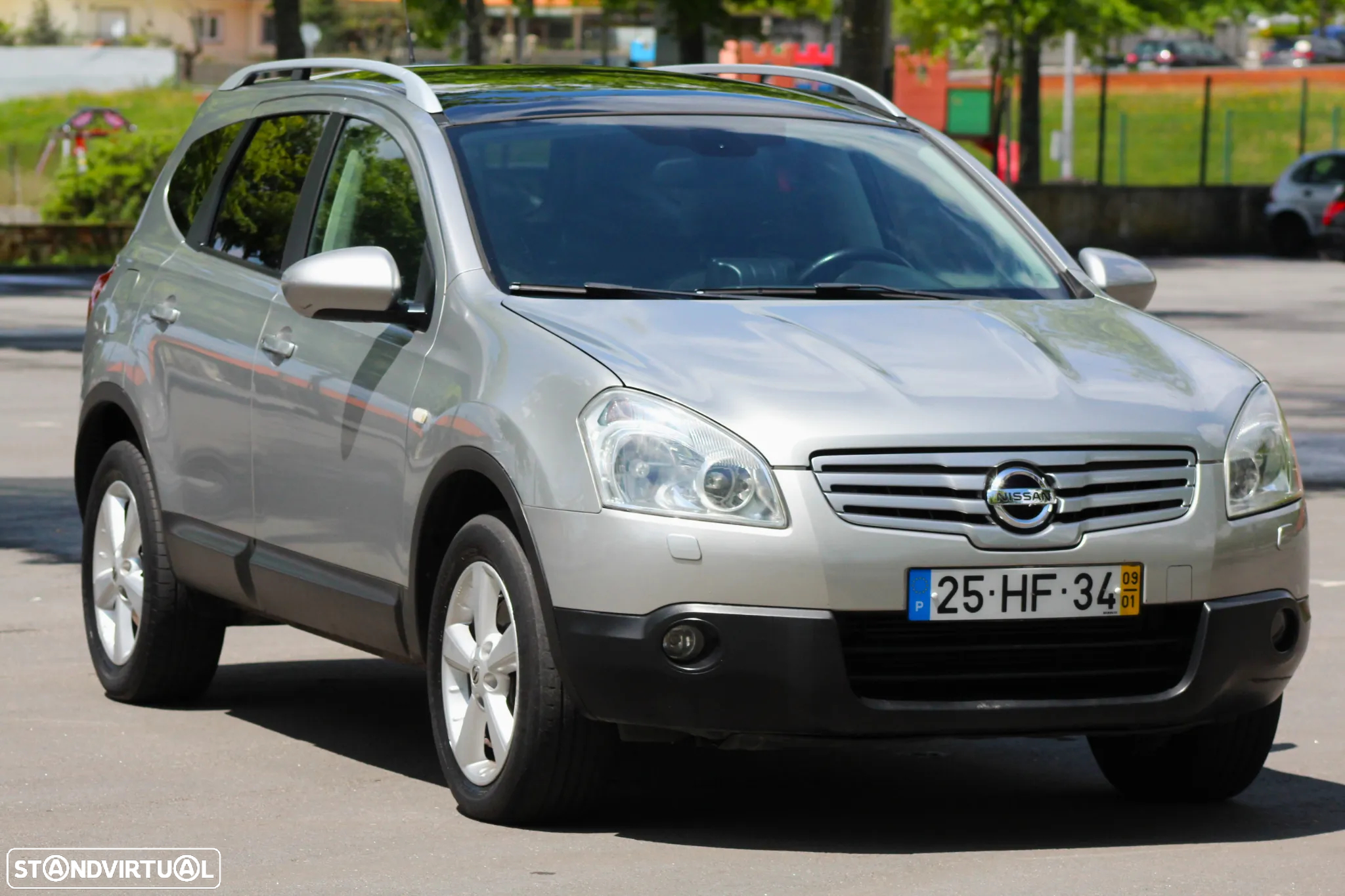 Nissan Qashqai +2 2.0 dCi Tekna Pele Choc +Navi - 4