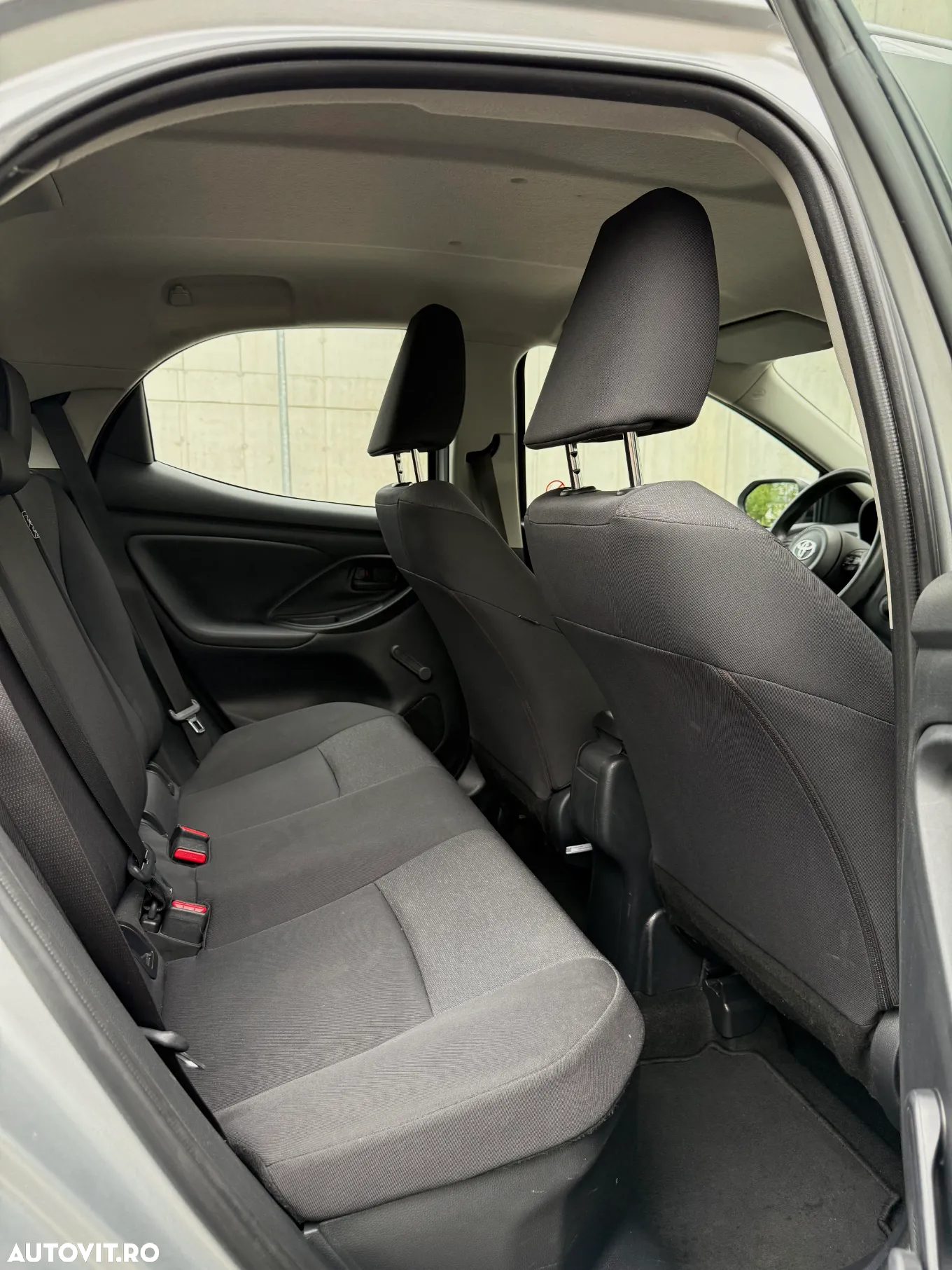Toyota Yaris 1.5 VVT-i HSD Dynamic - 14