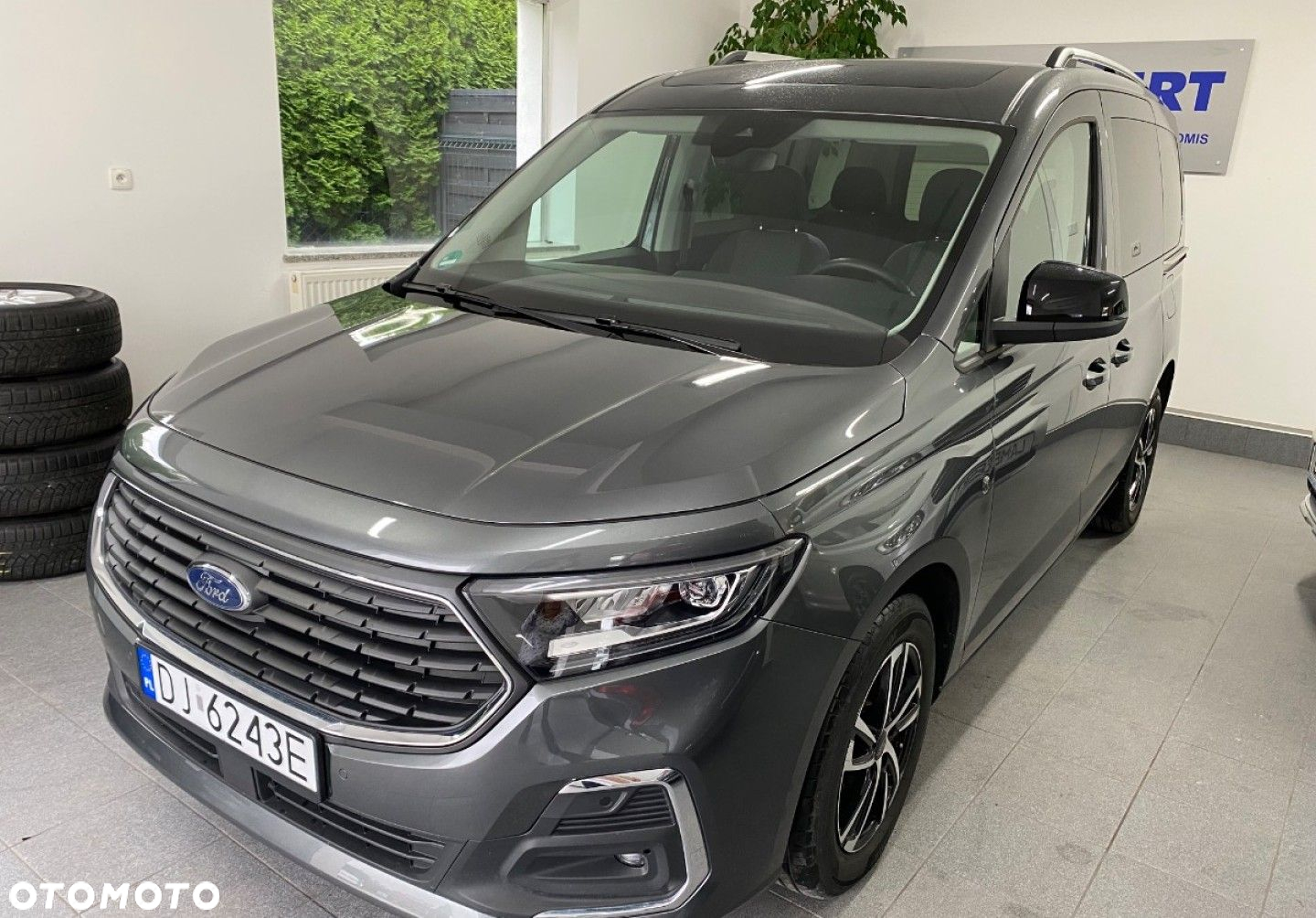 Ford Tourneo Connect - 2