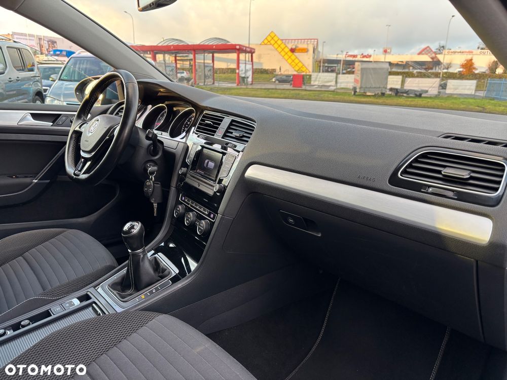 Volkswagen Golf 1.2 TSI BlueMotion Technology Cup - 19