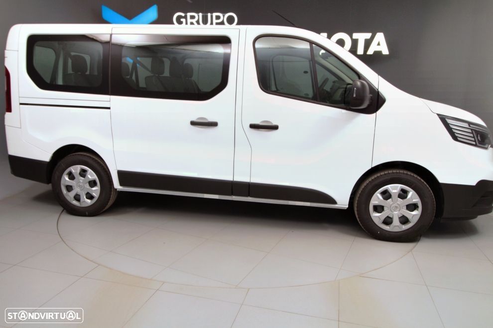 Renault Trafic 2.0 Blue dCi L2H1 IP - 9