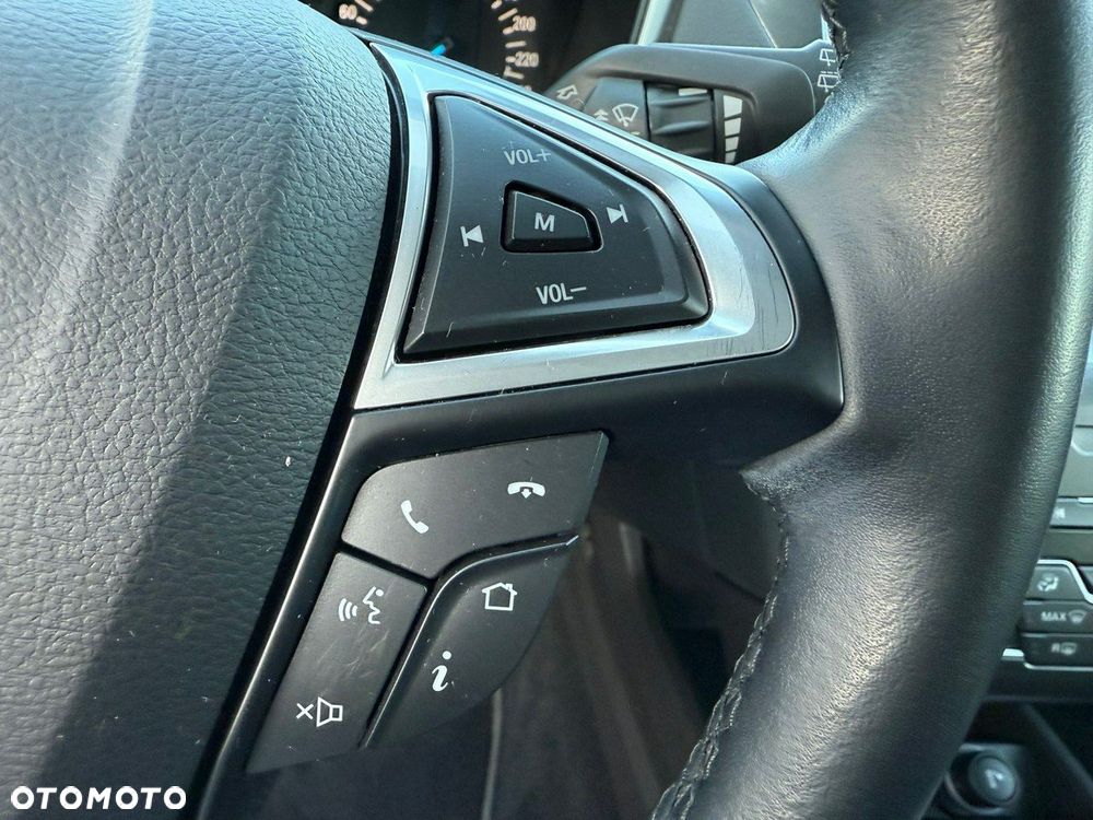 Ford Mondeo - 16