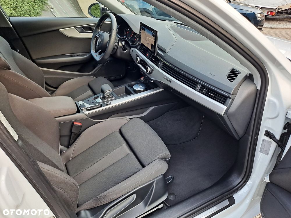 Audi A4 Avant 40 TDI mHEV Quattro S tronic - 15