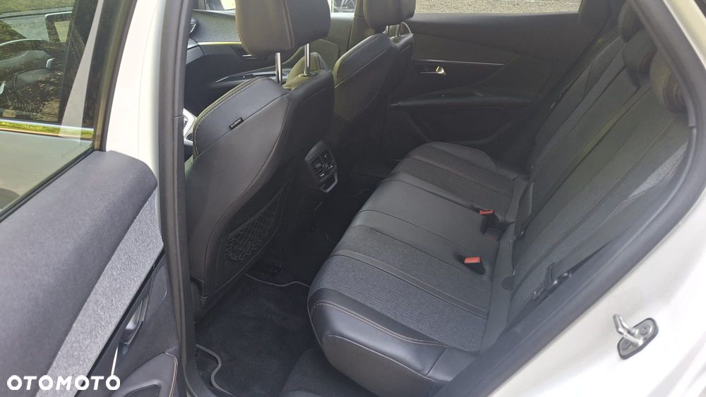 Peugeot 3008 - 14