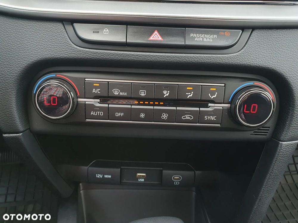 Kia Ceed 1.5 T-GDI M DCT - 38