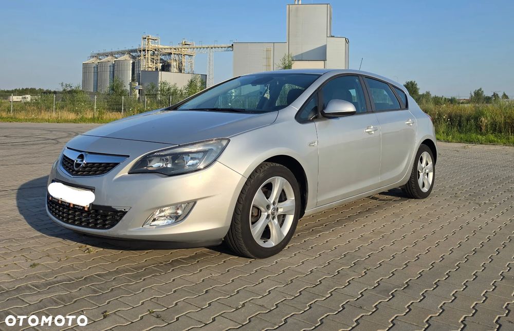 Opel Astra 1.6 Essentia - 5