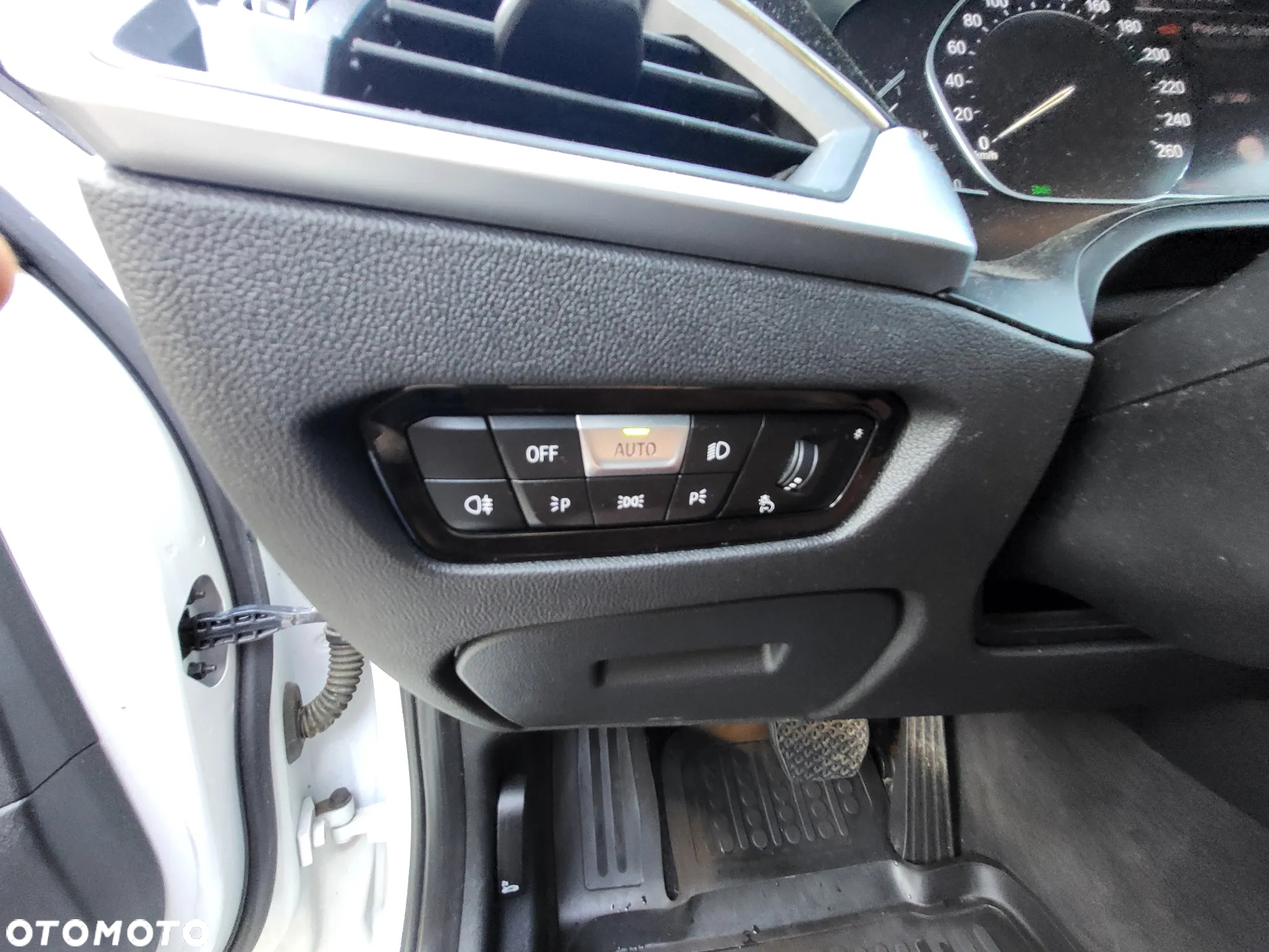 BMW Seria 3 318d Advantage - 21