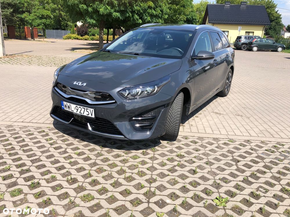 Kia Ceed 1.6 GDI DCT OPF Platinum Edition - 9