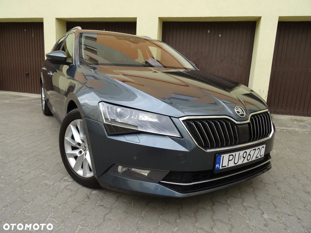 Skoda Superb 1.6 TDI GreenLine - 25
