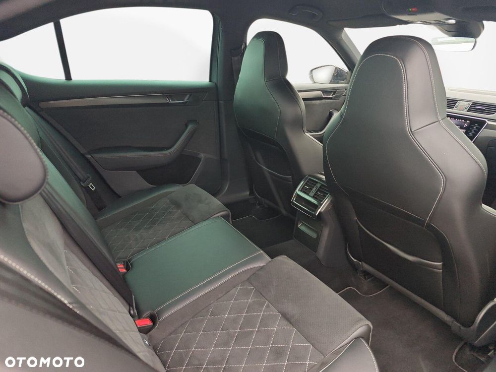 Skoda Superb 2.0 TSI 4x4 Sportline DSG - 20