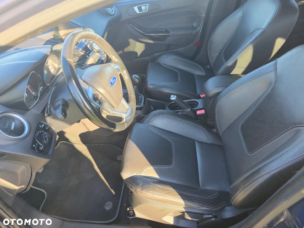 Ford Fiesta 1.6 TDCi Titanium X - 16