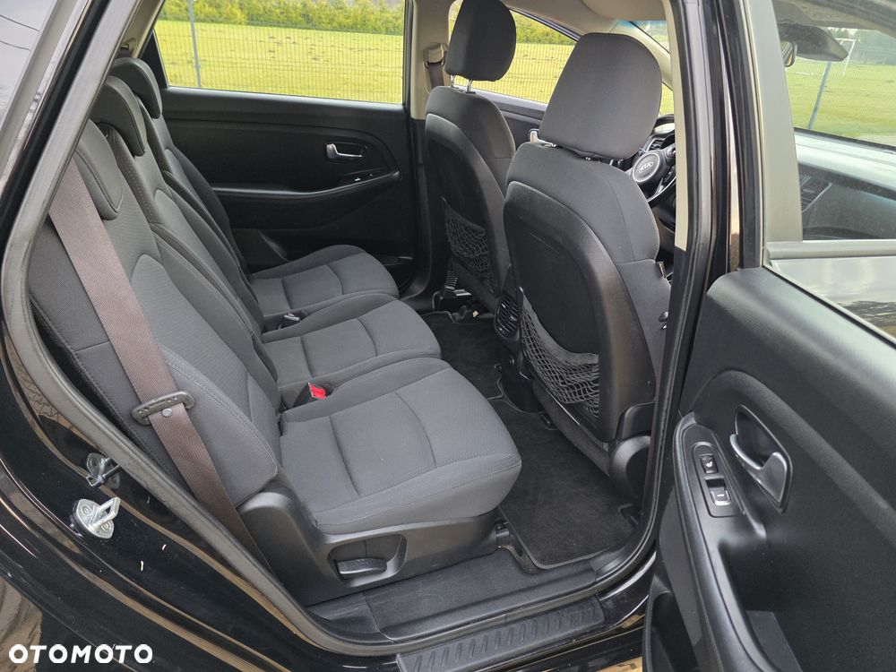 Kia Carens 1.7 CRDi Vision - 16
