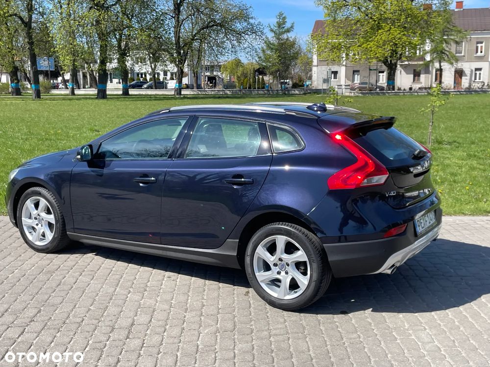 Volvo V40 Cross Country T3 Momentum - 9