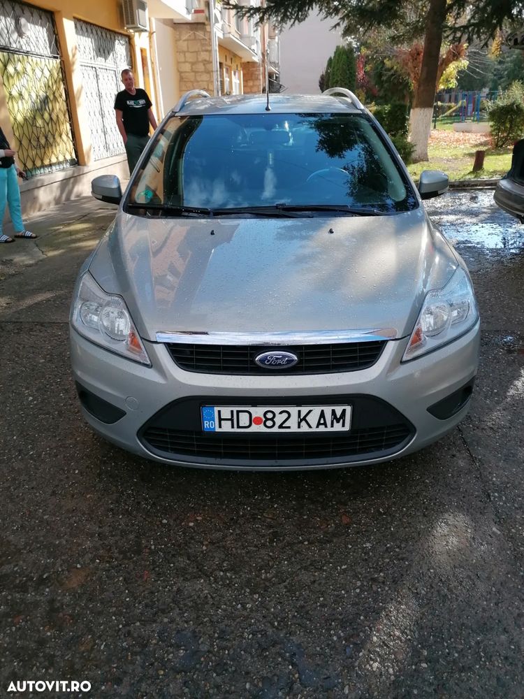Ford Focus - 8
