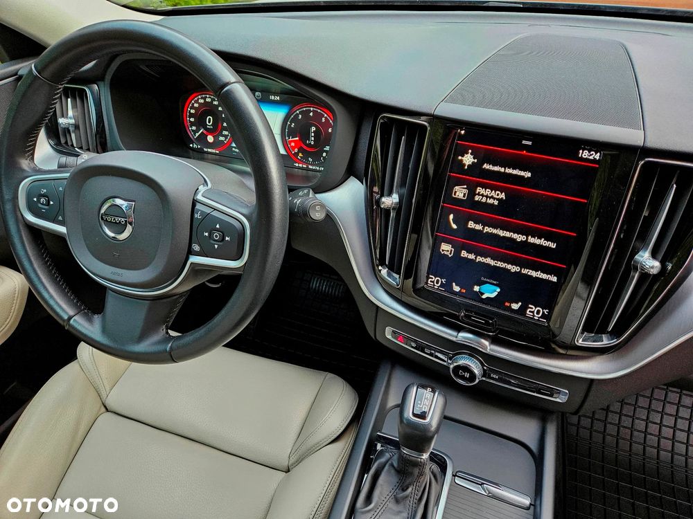 Volvo XC 60 T5 Geartronic Momentum Pro - 16