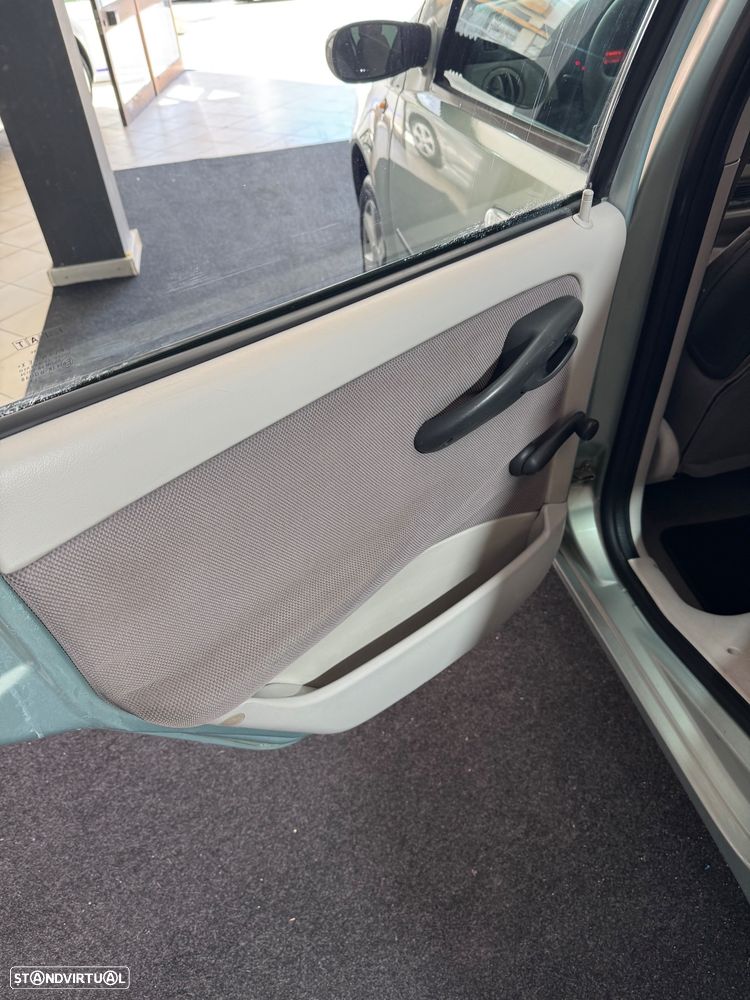 Fiat Punto 90 Emotion - 8