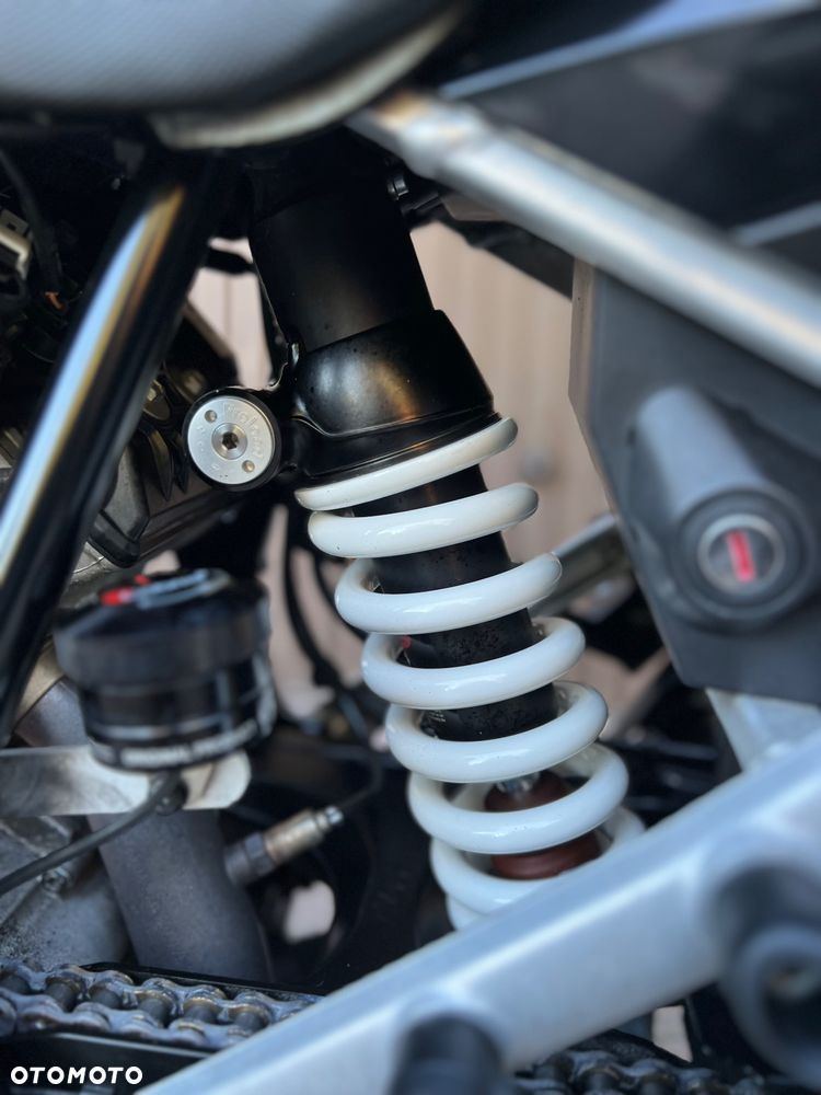 KTM Adventure - 25