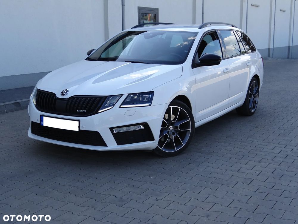 Skoda Octavia 2.0 TDI (Green tec) 4x4 DSG RS - 1