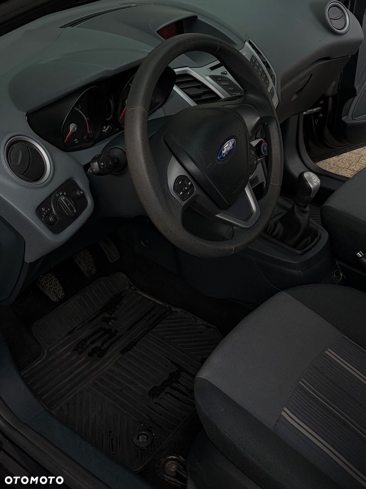 Ford Fiesta 1.25 Silver X - 19