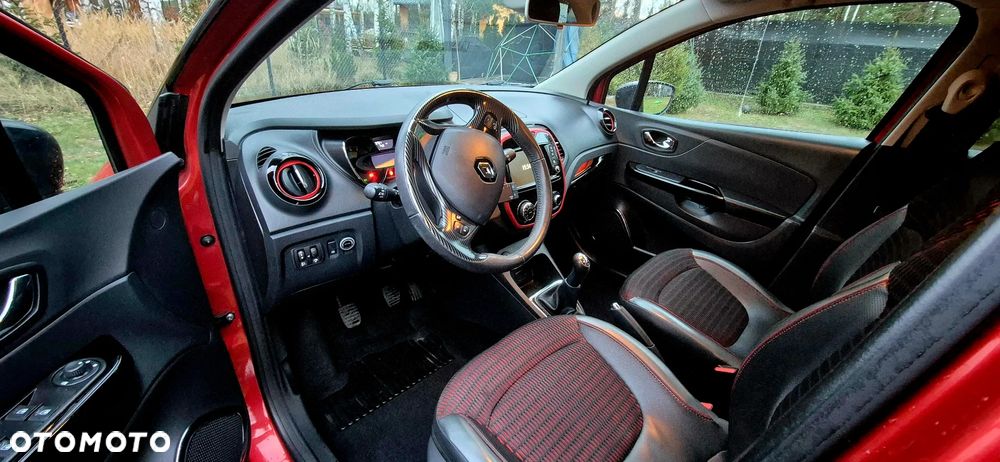 Renault Captur 0.9 Energy TCe Helly Hansen - 13