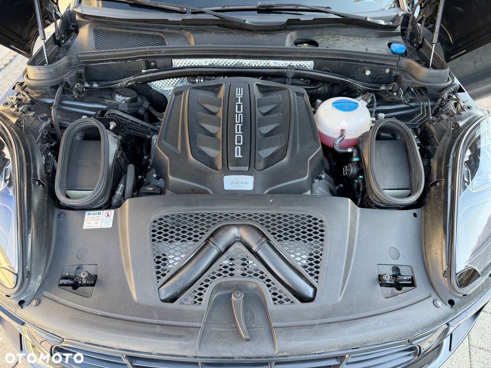 Porsche Macan - 11