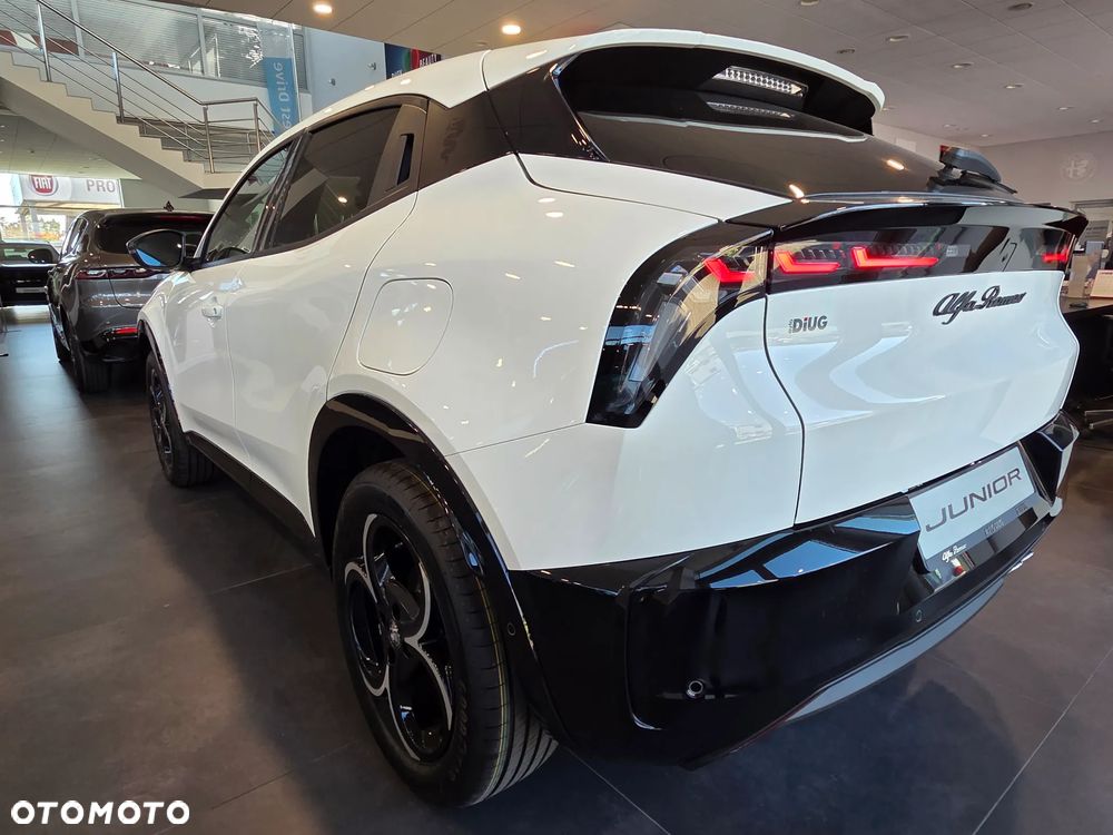 Alfa Romeo Junior 1.2 mHEV Ti eDCT - 7