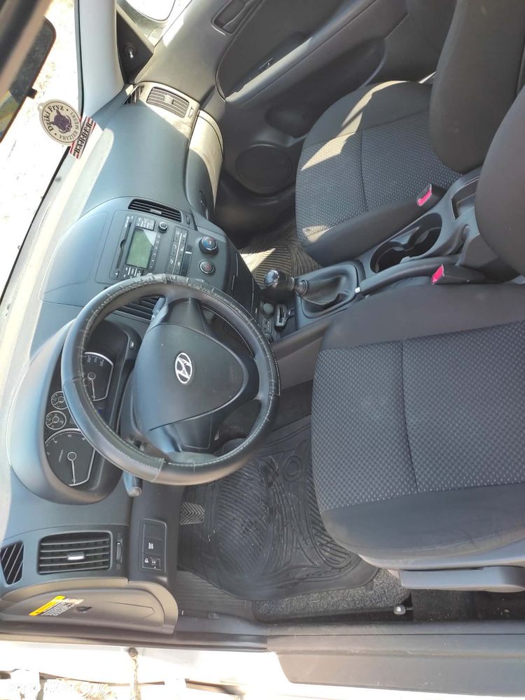 Hyundai i30 1.6 CRDi Classic - 5