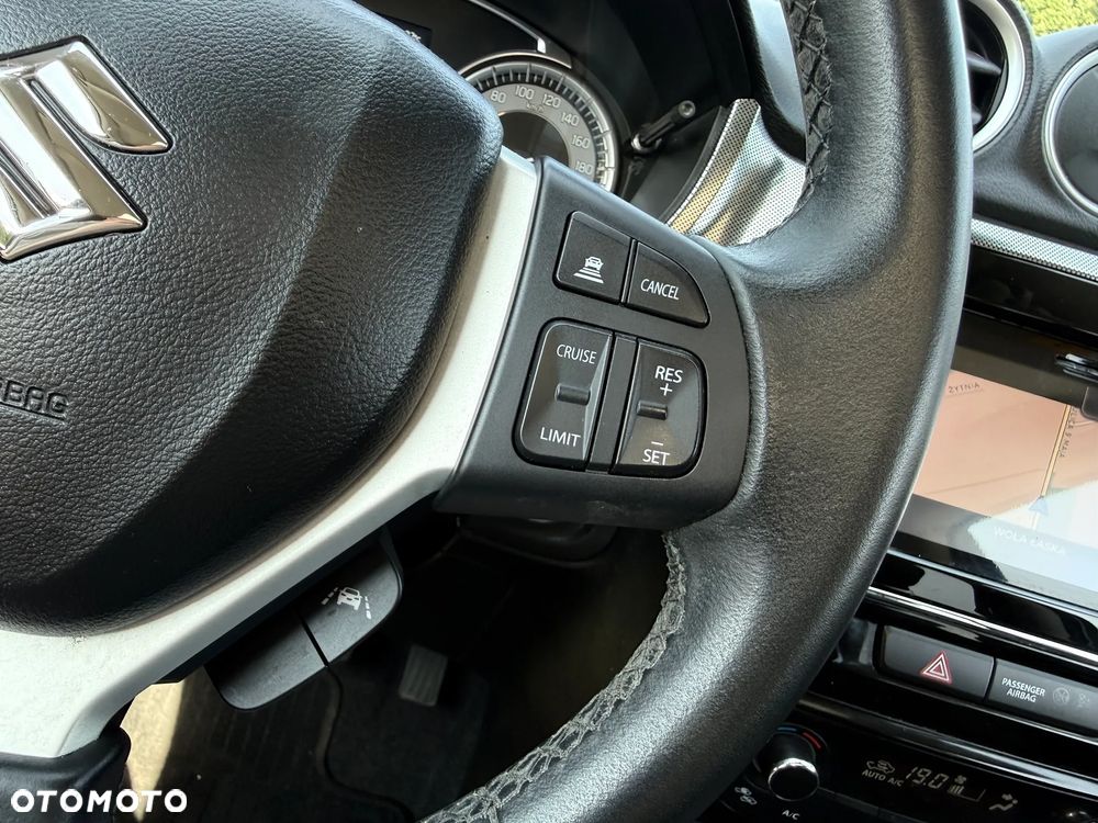 Suzuki Vitara 1.4 Boosterjet Hybrid Comfort+ - 35