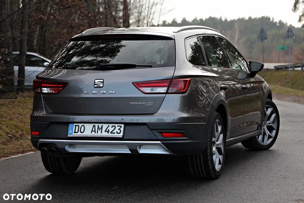 Seat Leon 2.0 TDI Start&Stop 4Drive X-Perience - 3