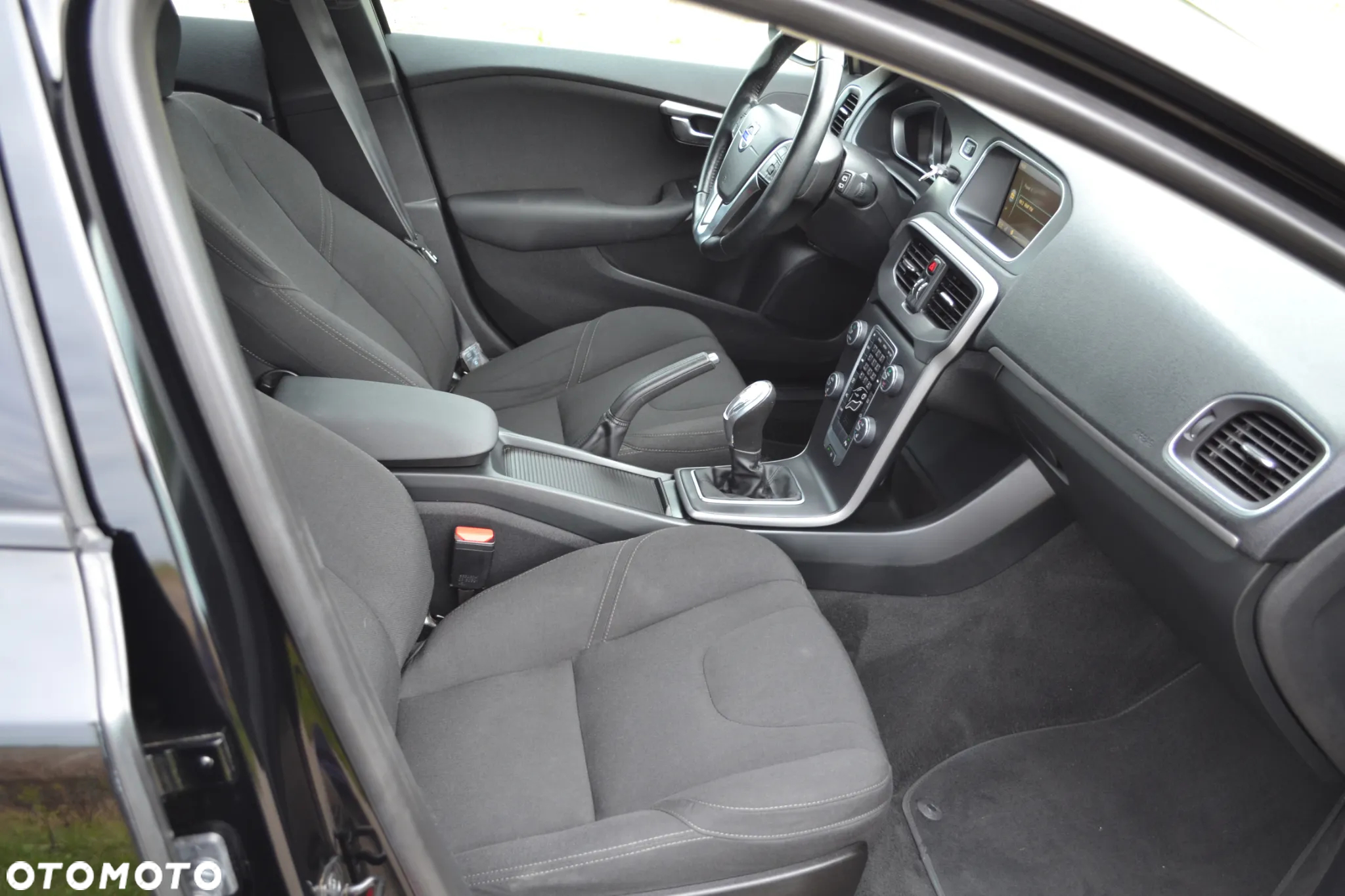 Volvo V40 D2 Kinetic - 22