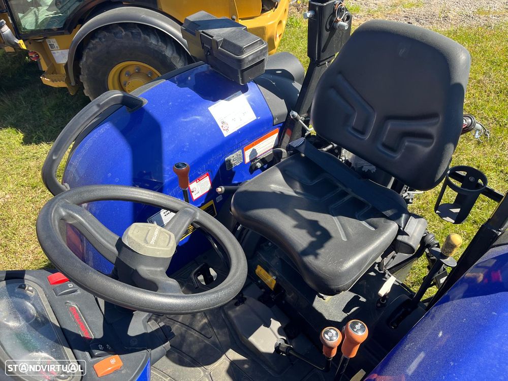 Outra não listada Farmtrac FT6050 - Trator 4X4 50cv (2026) - 10