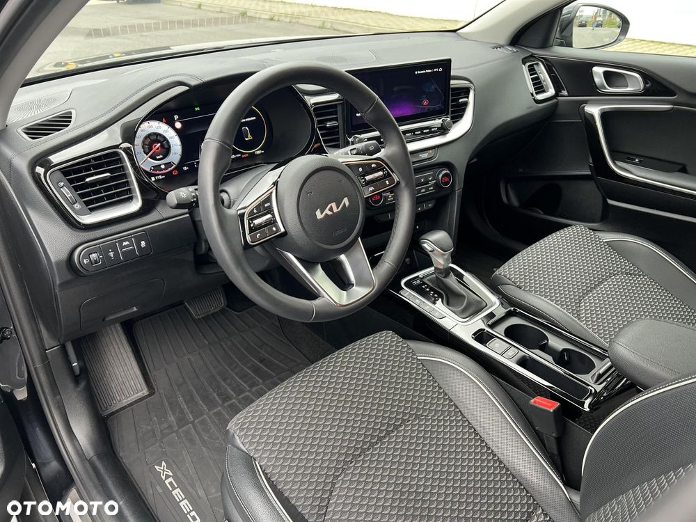 Kia XCeed - 9