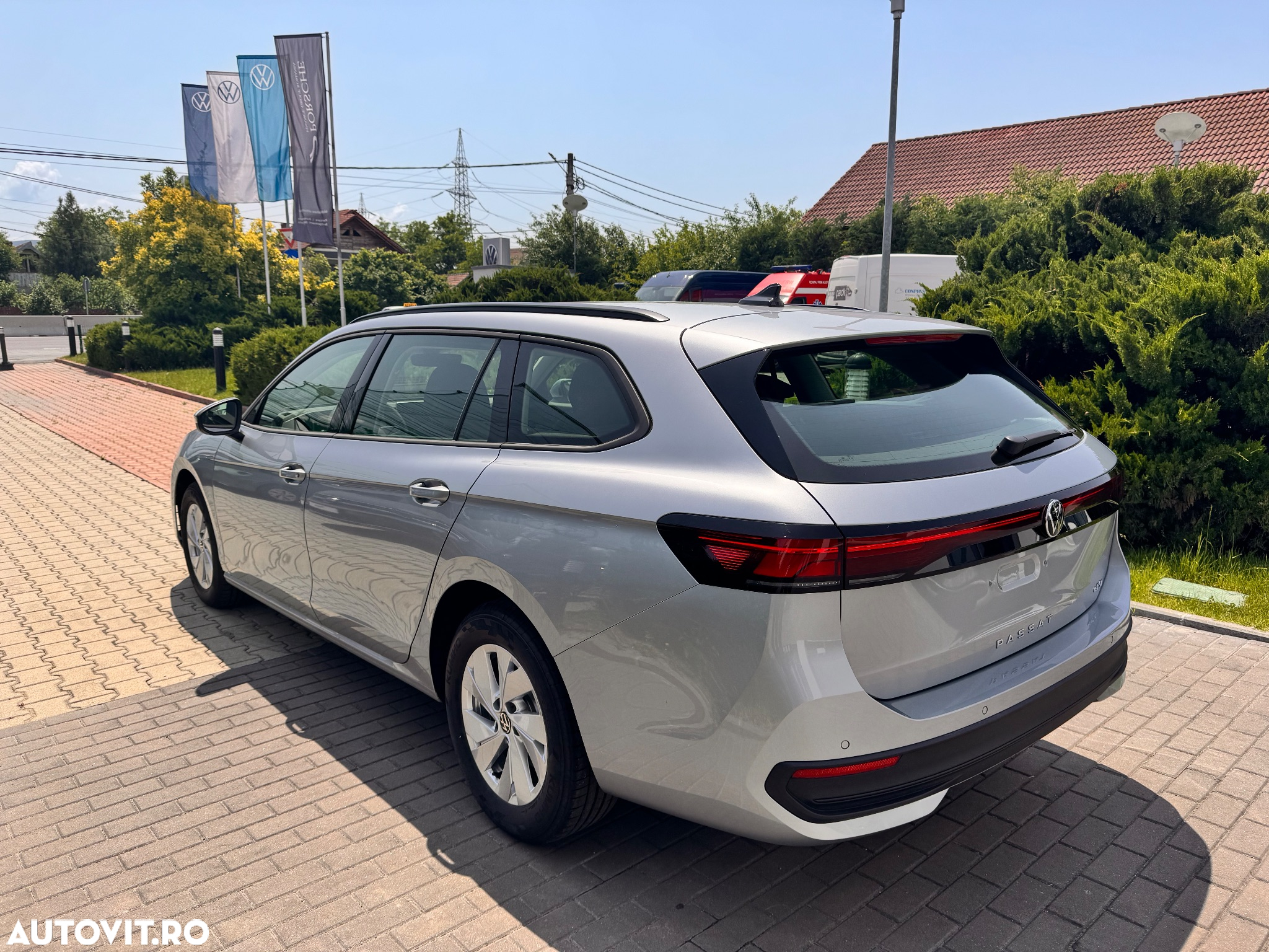 Volkswagen Passat Variant 1.5 eTSI DSG MHEV Base - 4
