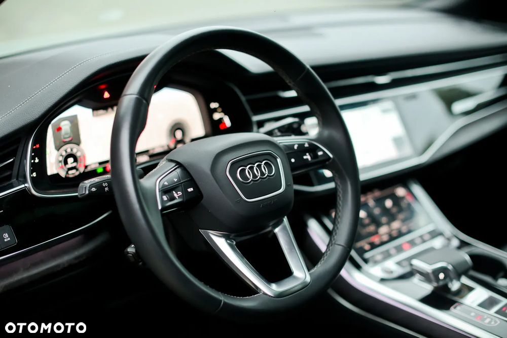 Audi Q8 55 TFSI mHEV Quattro Tiptronic - 7