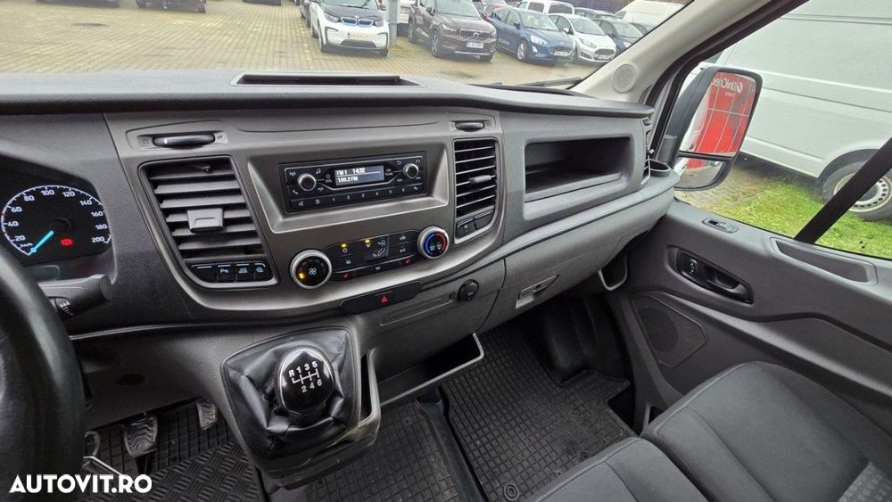 Ford Transit - 9