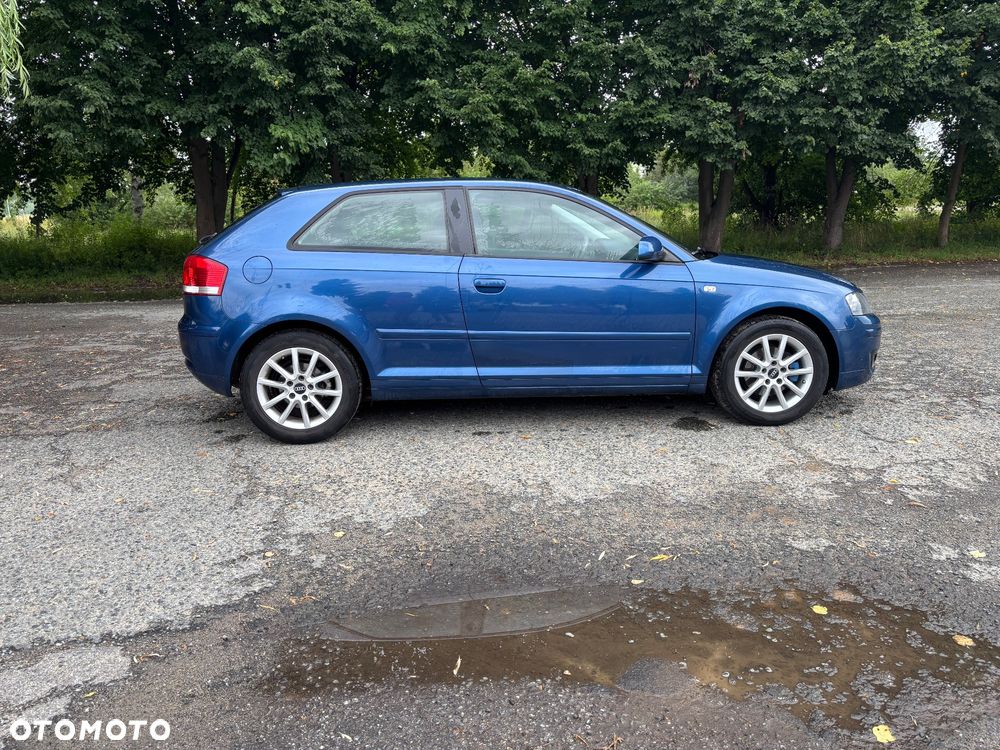 Audi A3 3-drzwiowe 1.6 Ambiente - 7